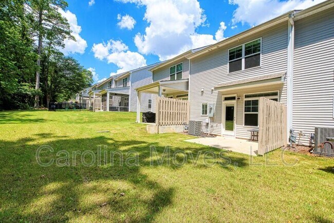 Building Photo - 26 Jaycee Ct