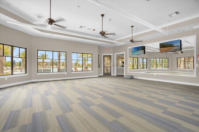 Building Photo - 2498 Empress Dr