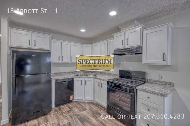 Building Photo - 18 Abbott St