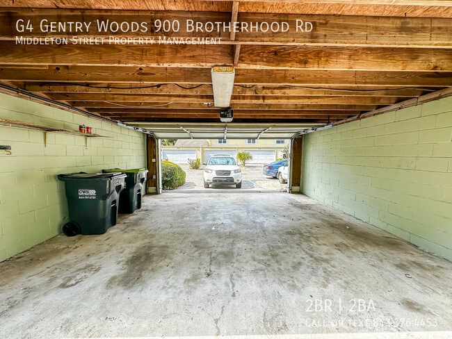 Building Photo - 900 Brotherhood Rd