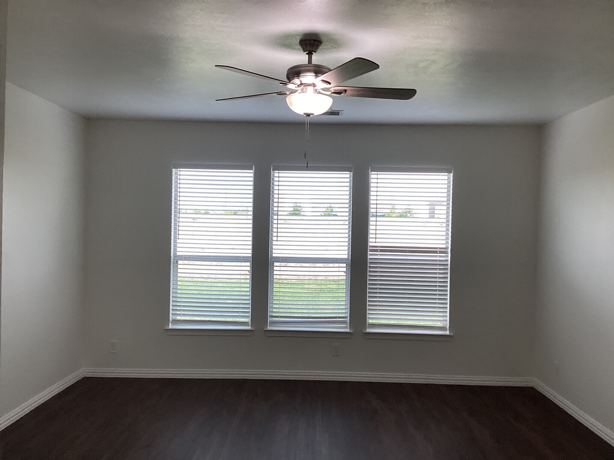 Building Photo - 6434 Tea Tree Dr