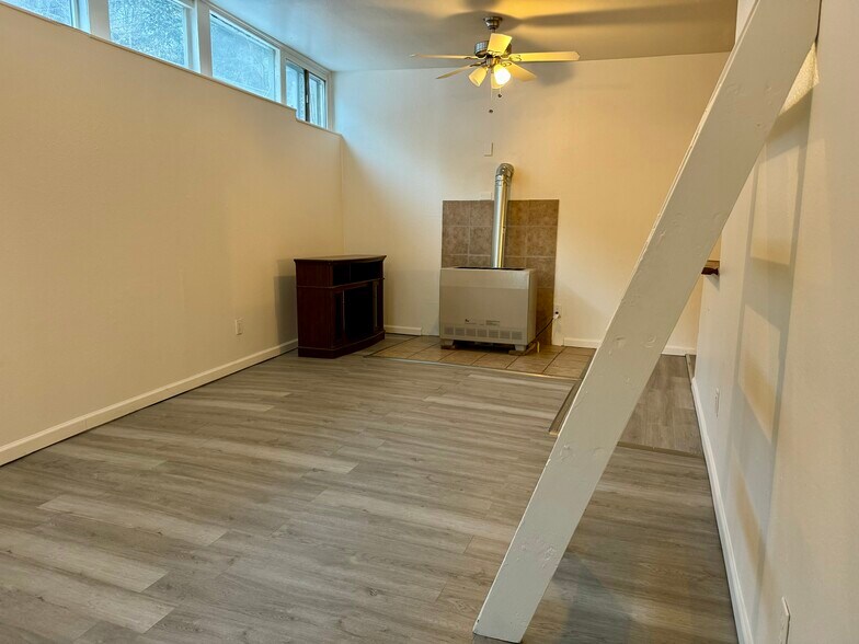 Building Photo - 312 Ruxton Ave