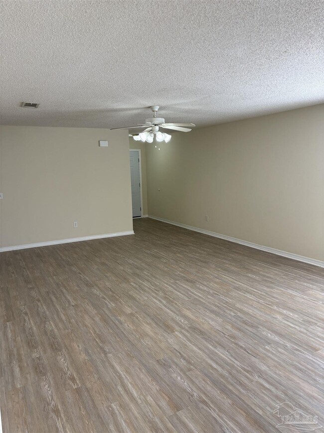 Building Photo - 1006 Antigua Cir