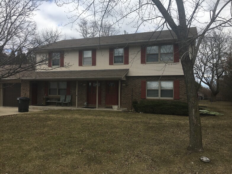 Primary Photo - 4748 S 124th St
