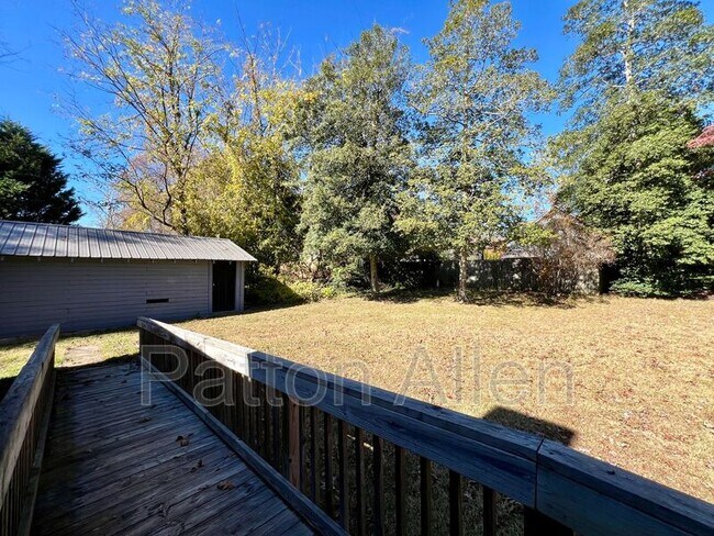 Building Photo - 15 Allen Ave