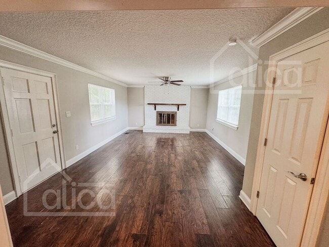 Building Photo - 2845 Holly Point Dr