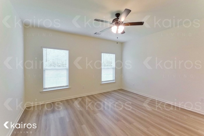 Building Photo - 207 Foggy Ln