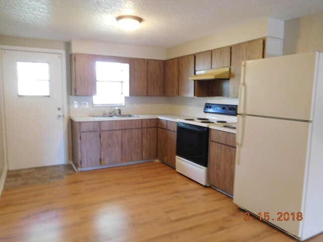 Building Photo - 2nd Floor Apartment in New Smyrna Beach