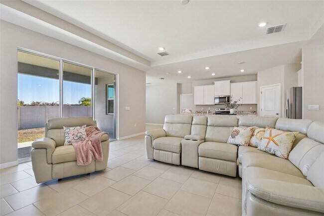 Building Photo - 12436 Shining Willow St