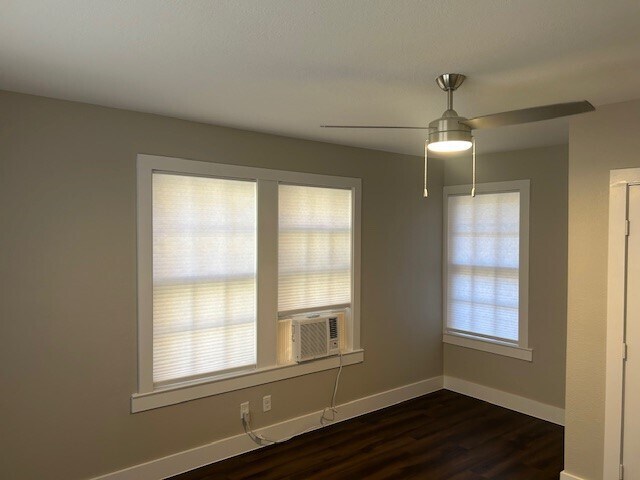 Building Photo - 2428 Avenue O 1/2