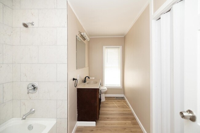 Building Photo - 26 Steven Rd