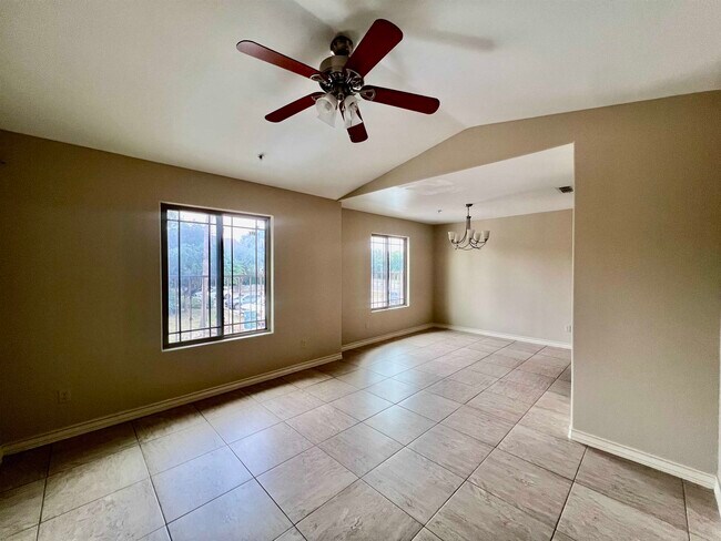 Building Photo - 408 Shiloh Dr