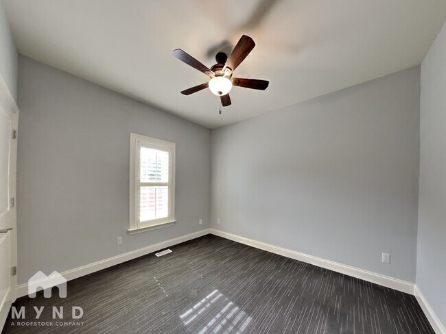 Building Photo - 50 Alvis Ct