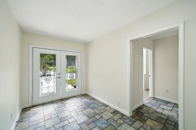 Building Photo - 1506 Shady Glen Dr