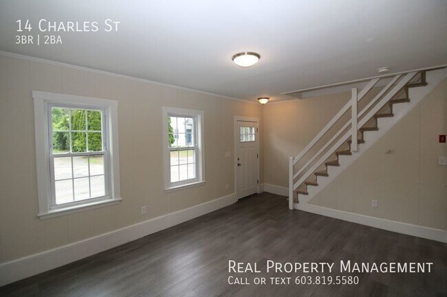 Building Photo - Spacious Large 3-BD apartment located in t...