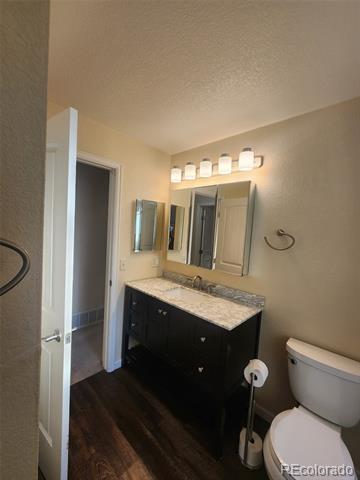 Building Photo - 9225 Clermont Dr