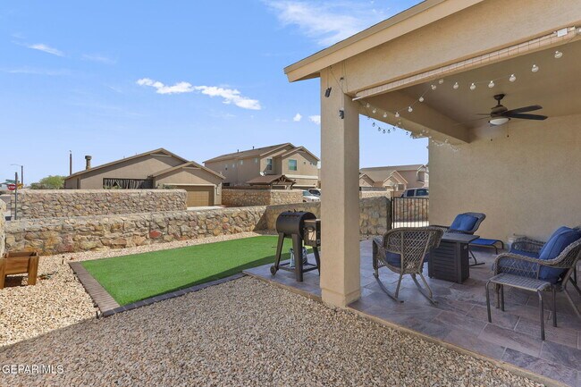 Building Photo - 14439 Eastbrook Dr