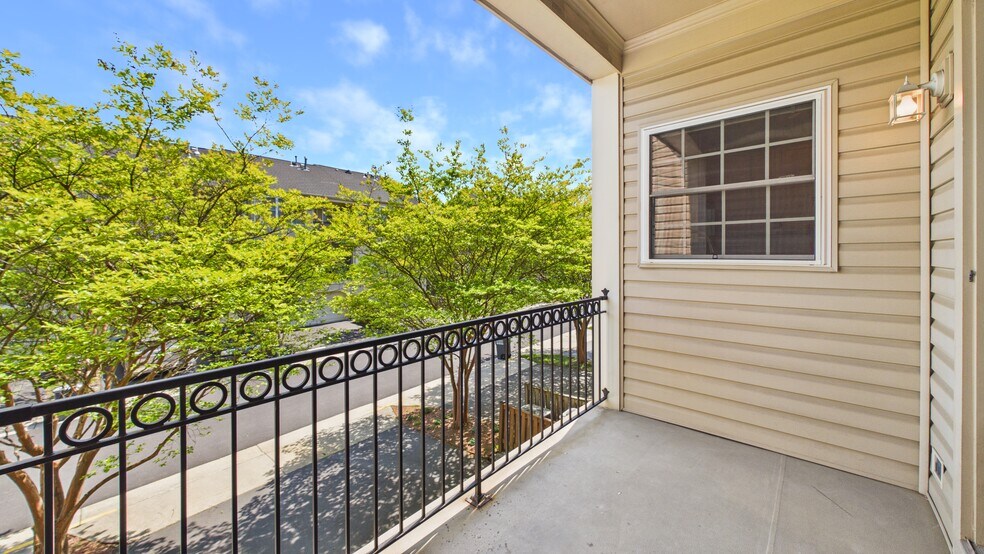 Building Photo - 25807 Turlough Ter