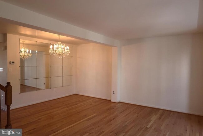 Building Photo - 6401 Lureta Ann Ln