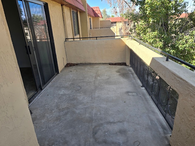 Building Photo - 6301 N Barcelona Ct