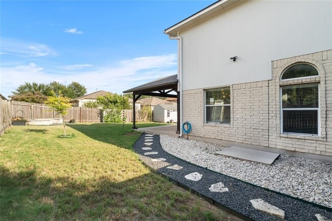 Building Photo - 14621 Ginseng Cove