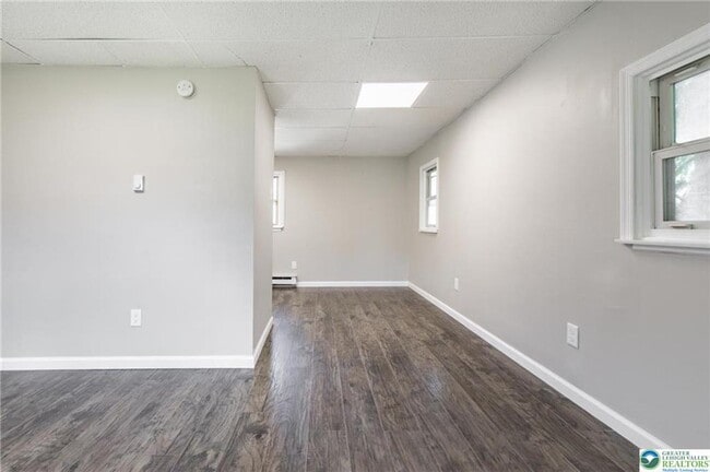 Building Photo - 1240 Pembroke Rd