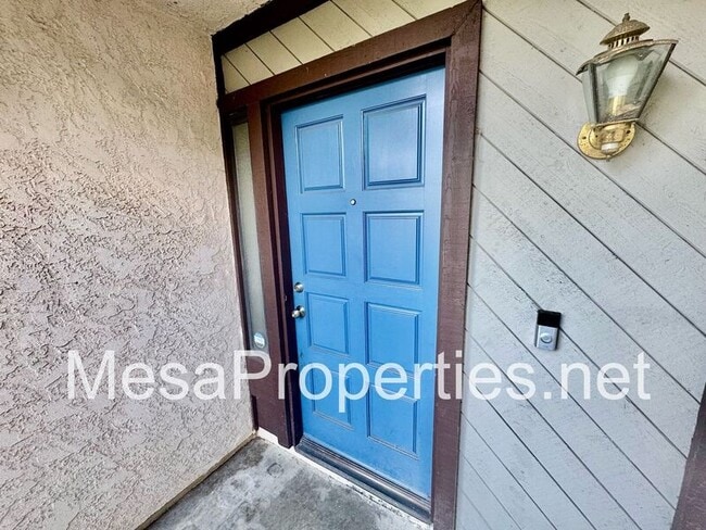 Building Photo - 1158 Bluegrass Pl