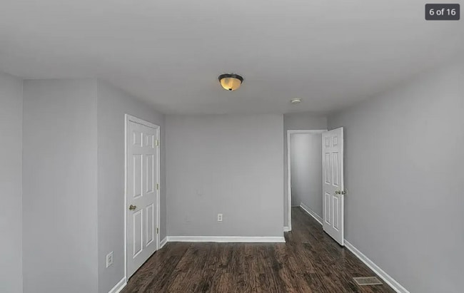 Building Photo - 4 Bedroom 3 Bathroom Home