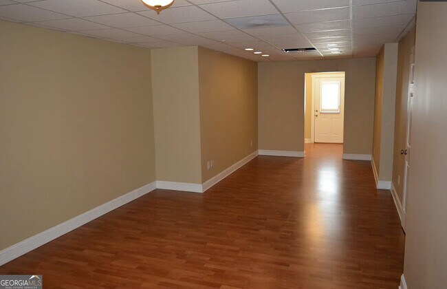 Building Photo - 130 Adam Ridge Ln
