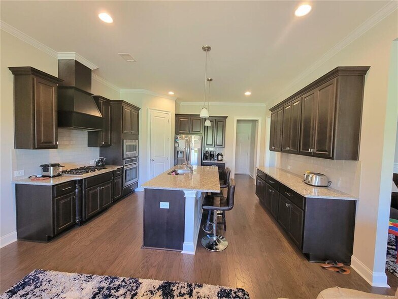 Building Photo - 104 Jane Ct