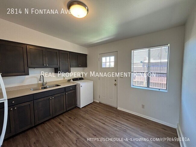 Building Photo - 2814 N Fontana Ave