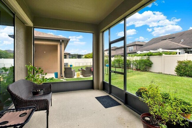 Building Photo - 18738 Birchwood Groves Dr