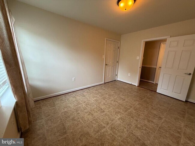Building Photo - 20850 Autumn Mill Ct