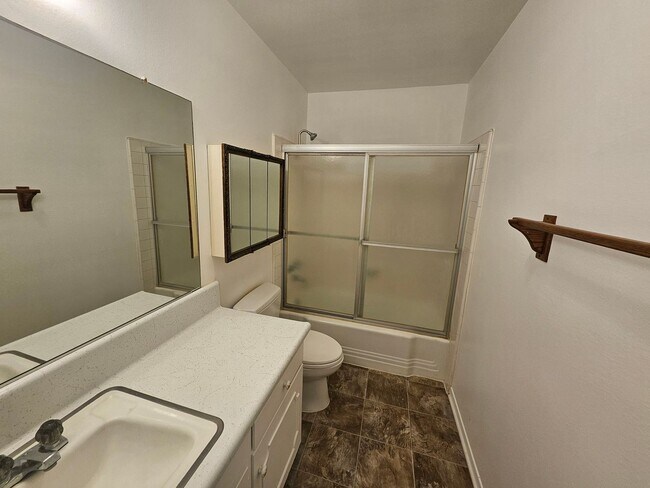 Building Photo - Private Country Retreat with Pool on Nearly Half an Acre