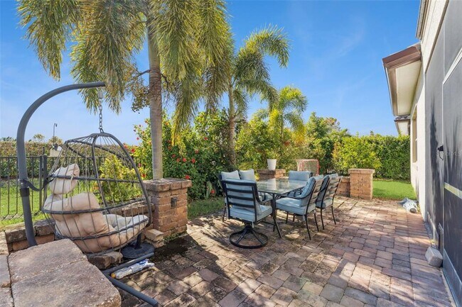 Building Photo - 10151 Henbury St