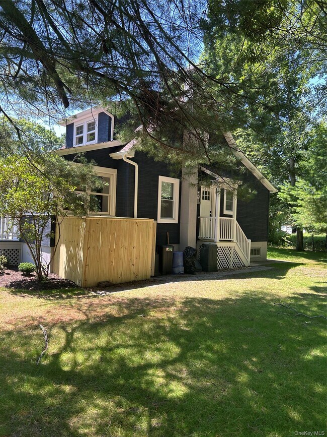 Building Photo - 66 Magnolia Dr