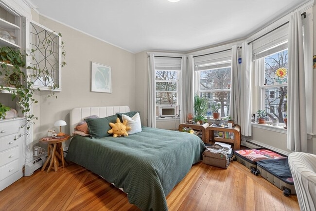 Building Photo - 805 Washington St