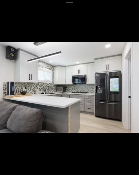 Building Photo - 1209 S Grand Ave