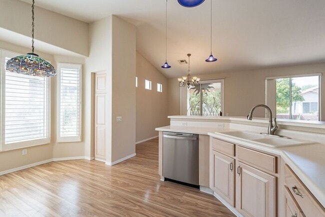 Building Photo - 7602 W Starry Night Ln