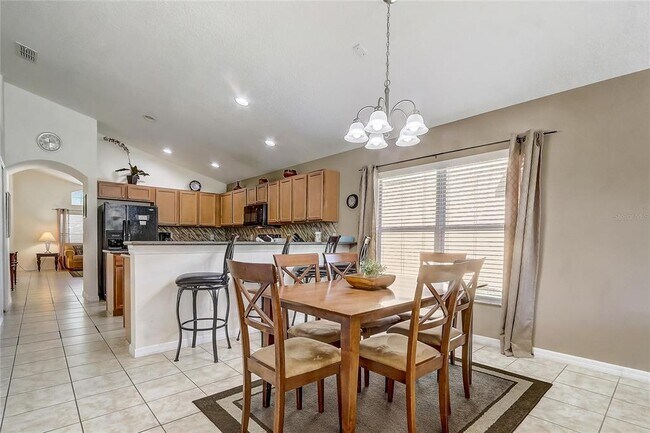 Building Photo - 927 Orange Cosmos Blvd