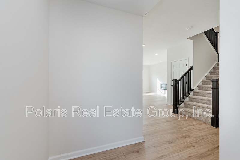 Building Photo - 12599 Cattle Rdg Dr