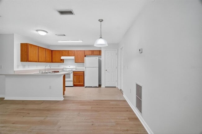 Building Photo - 525 Paulling Dr