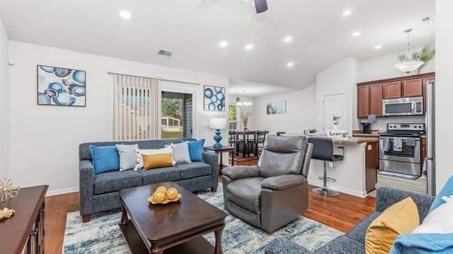 Building Photo - 2801 McDougall Dr