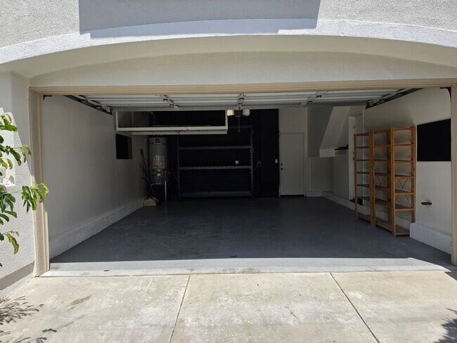 Building Photo - 162 Seacountry Ln