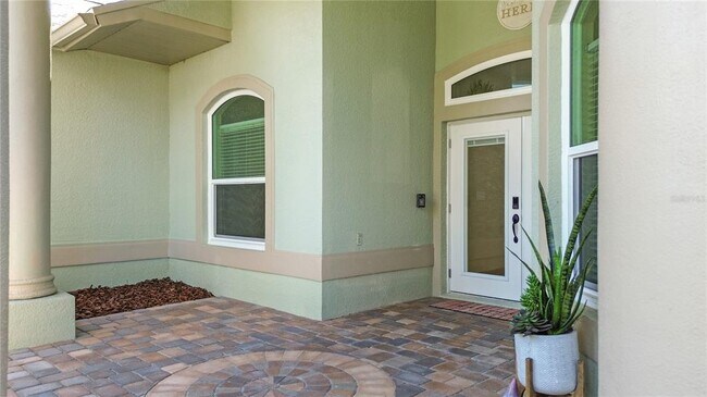Building Photo - 10206 Shooting Star Ct