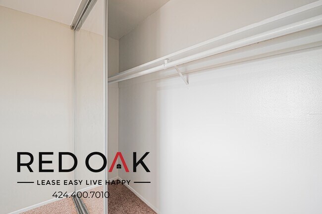 Building Photo - 861 Glencliff St