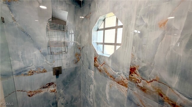 Building Photo - 201 Randy Ln