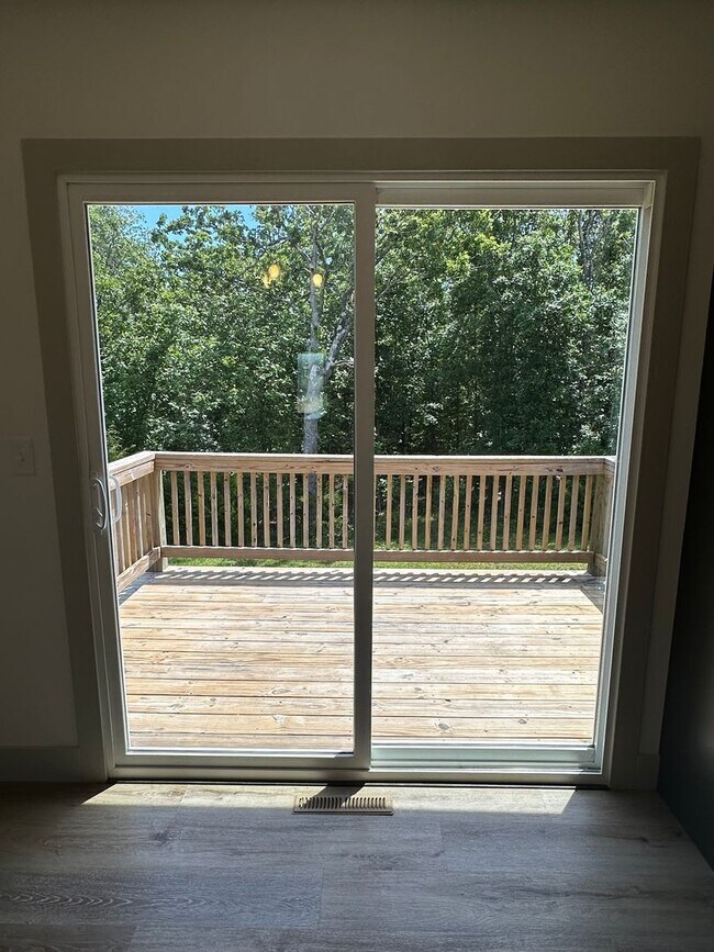 Building Photo - Now Accepting Applications – 4 BED 3 BATH | Summit Pass Subdivision | Waynesville School District