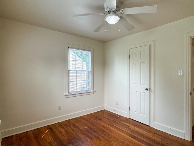 Building Photo - 1809 Geffert Dr