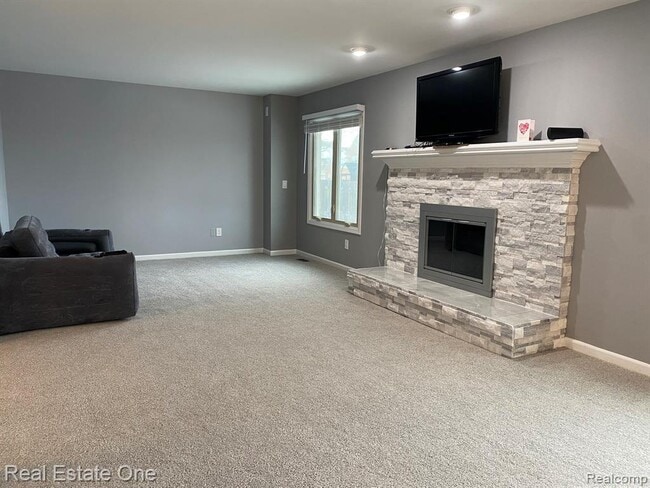 Building Photo - 28772 Wales Dr